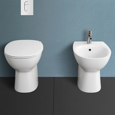 Tazza bagno tradizionale Morning con scarico a pavimento in ceramica bianco