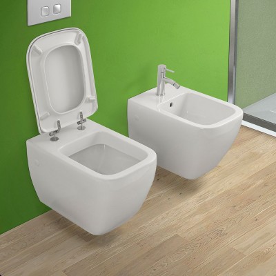 Sanitari sospesi completi di Vaso Bidet e Coprivaso