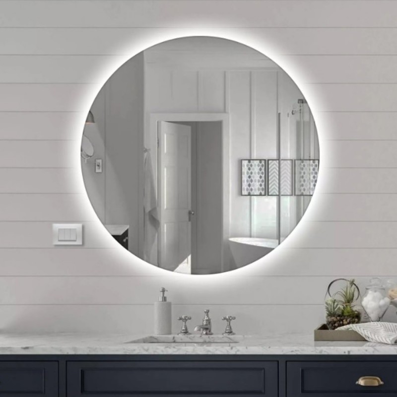 Specchio bagno con luce led: specchiera retroilluminata