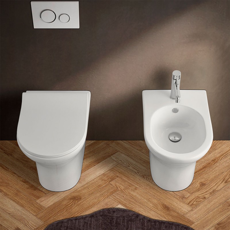 Coppia di Sanitari filomuro Metropolitan Bianco lucido con copriwater  ultraslim soft close